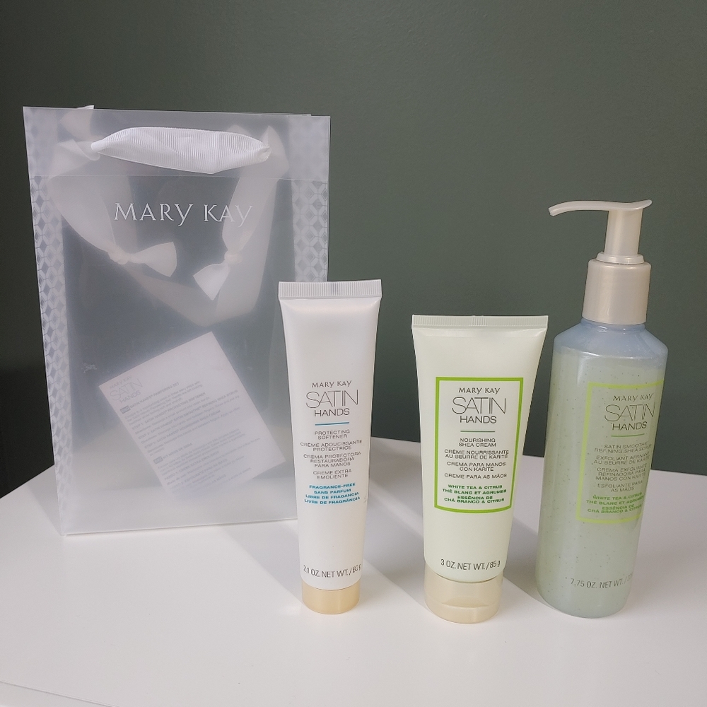 Mary Kay Satin Hands set (White Tea & Citrus)